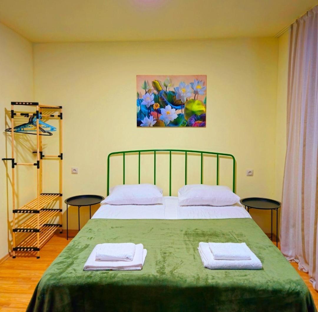 Apartment In The Old District ティビリシ エクステリア 写真